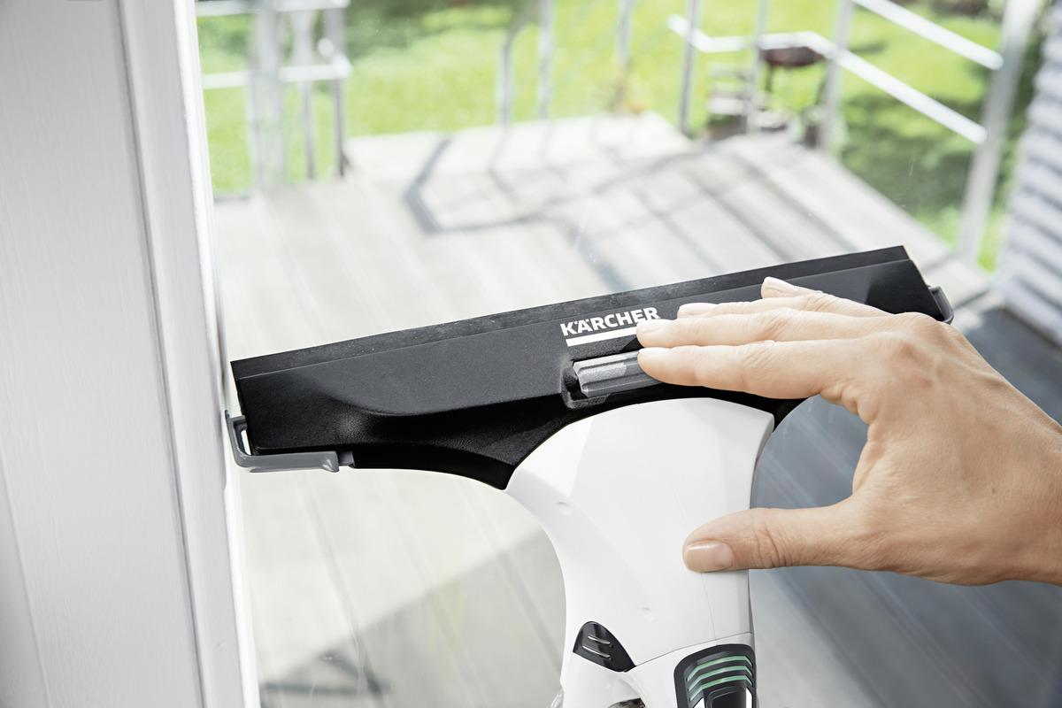 Karcher WV5 Plus Window Vac - White, Streak-Free Cleaning, Edge Cleaning, Handheld, Rechargeable