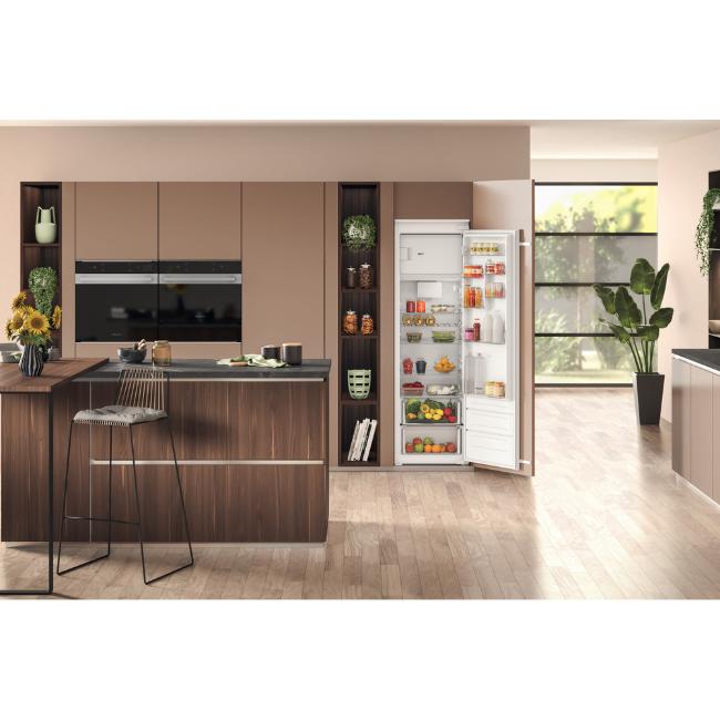 Hotpoint Integrated Fridge with Low Frost, LED Lighting, Adjustable Door Storage, Inverter Compressor, White