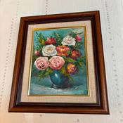 Original oil painting of a floral still life, signed image