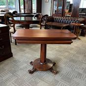 Handsome 19th century antique mahogany games/tea table