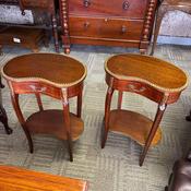 Superb pair of French Louis XVI-style kidney-shaped side tables image