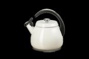 Le Creuset Cloche Kettle 2.1L Meringue