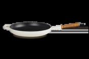 Le Creuset Signature Cast Iron Frying Pan 28cm Meringue image