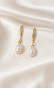 ELLEN - Petite Pearl Bridal Earring image