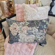 Raffles Baby Pink Throw
