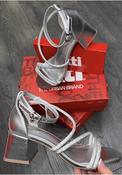 XTI silver heels image