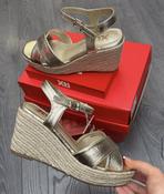 XTI gold  Wedge