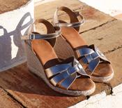 Rant and rave Mary Ann Wedge Champagne