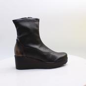 6427 JOSE SAENZ BOOTS