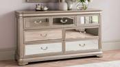 Jessie dressing chest image