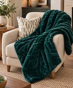 Luxury Geometric Faux Fur Throw – Green