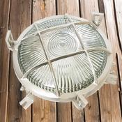 Ip44 Cast Brass Outdoor Bulkhead image