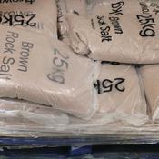 Winter Dry Brown Rock Salt 25kg (10 Pack) 383579 image