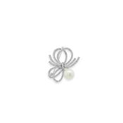 Absolute Pearl Bow Brooch, Silver image