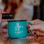 BORN &amp; BRED What’s The Craic? Mug, Green image
