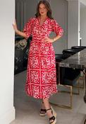 Girl In Mind Fara Collar Midi Dress, Red image