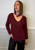 Serafina V Neck Jumper &amp; Neck Scarf, Wine image