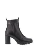 Jose Saenz Pebbled Leather Block Heeled Boots, Black image