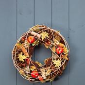 satchville Autumn Centrepiece with Leaves &amp; Fruit