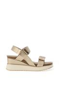 Xti Womens Velcro Strap Metallic Wedge Sandals, Gold image