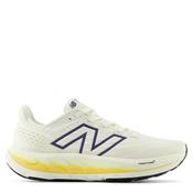 New Balance Womens Vongo V6 Running Shoes - White - 4.5 image