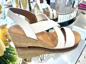 Pinaz Criss-Cross Wedges in White image