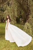Paloma Blanca Style #P5087