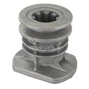 Mountfield Blade Holder Fits Self drive Models with Briggs &amp; Stratton Engines 122465607/3