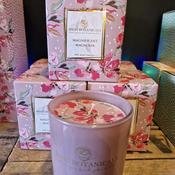 Irish Botanicals Magnificent Magnolia Candle