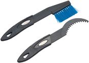 Scrubber Set, contains brush and cassette scraper