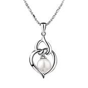 Pearl Heart Pendant image
