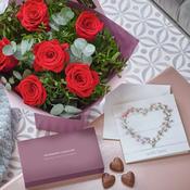Half Dozen Large-headed Red Rose Gift Set