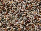 Hugo Natural Gravel Medium (5kg)