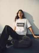 White/Black Official License Oasis Band Relaxed Fit T-Shirt