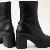 Wonders Black Leather Chunky Ankle Boots image