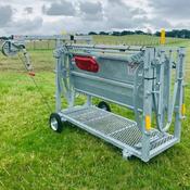 Turn-Over Crate with Weighing image