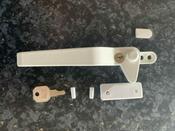 9mm White Cockspur Handle Including Wedge Pack