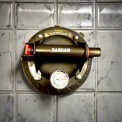 Dargan vacuum suction cup 8″