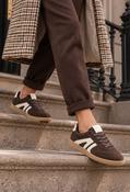 Corduroy Trainer, Brown / 39