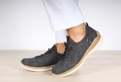 Slip on Trainer - Navy / 37 image