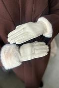 Faux-Fur Trim Gloves - White / F/S image