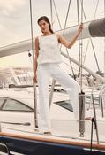 Crew Neck Sleeveless Top - White / 10 image
