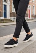 Classic Trainers - Black / 40 image