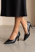 Ruffle Court Heel - Black / 36 image