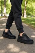 Retro Trainers - Black / 37 image