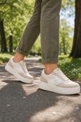Retro Trainers - Beige / 40 image