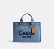 COACH CR657 Cargo • Pauls of Kilkenny