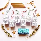 Nadine Loves Paper Gingerbread Houses Kit