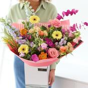 Superstar Mum Bouquet image