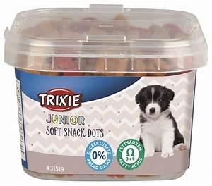 Trixie Junior Soft Snack Dots Dog Treats with Chicken, Lamb, Salmon, Size 140g, Mini Hearts, Extra small pieces, Trainer Snack, 0% Added Sugar